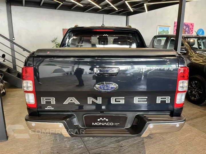 Ranger 3.2 20V CABINE DUPLA 4X4 LIMITED TURBO DIESEL AUTOMÁT