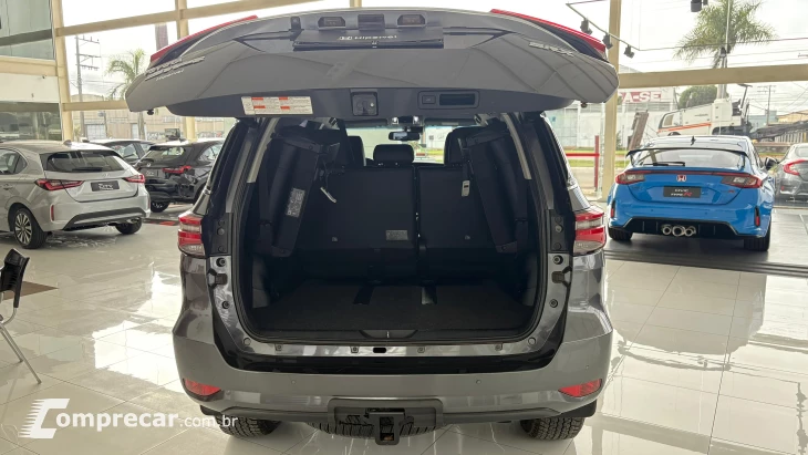 SW4 SRX 2.8 turbodiesel 5L 4x4 (Aut)