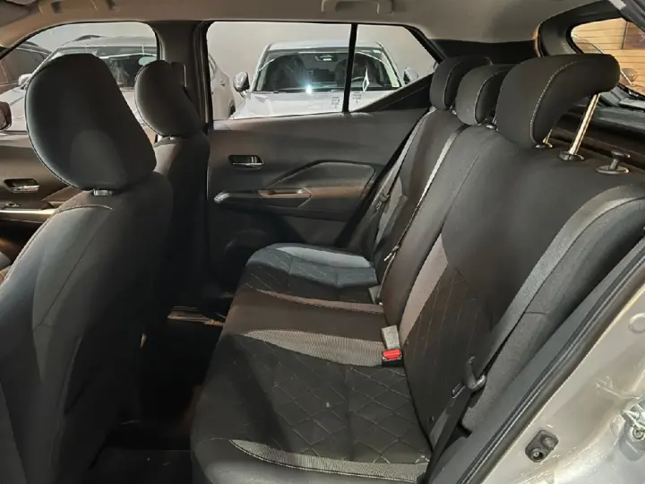 KICKS 1.6 16V FLEXSTART SV 4P XTRONIC