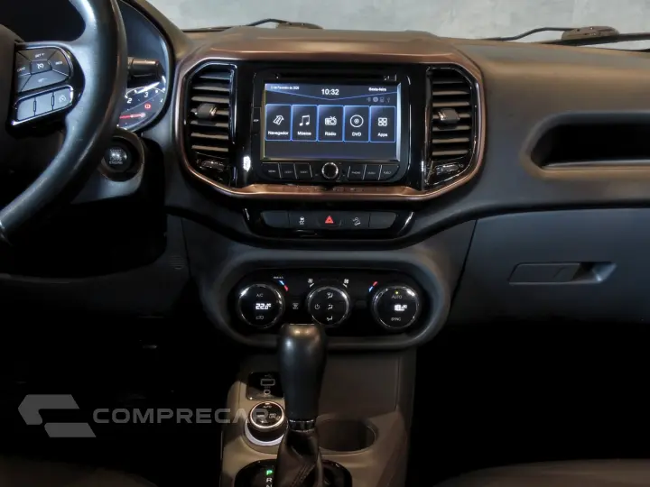 TORO 2.0 16V Turbo Volcano 4WD AT9