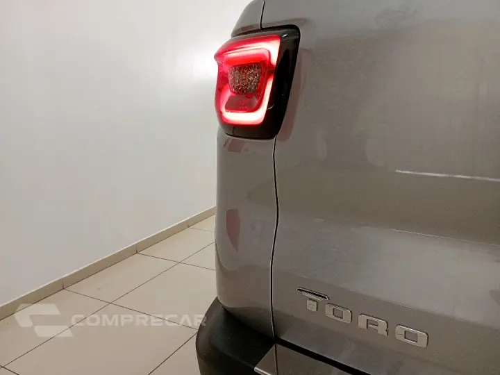 TORO 1.3 TURBO 270 FLEX FREEDOM AT6