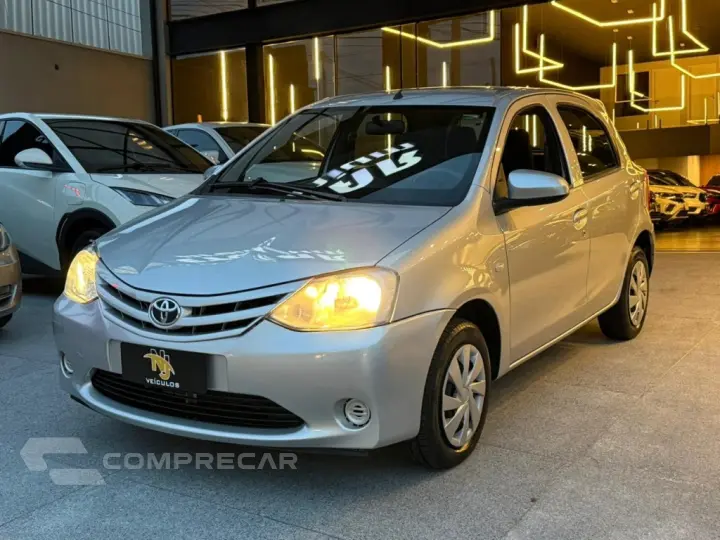 ETIOS 1.3 XS 16V FLEX 4P MANUAL