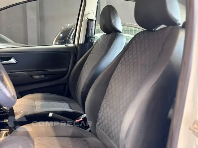 FOX - 1.0 MI 8V 4P MANUAL