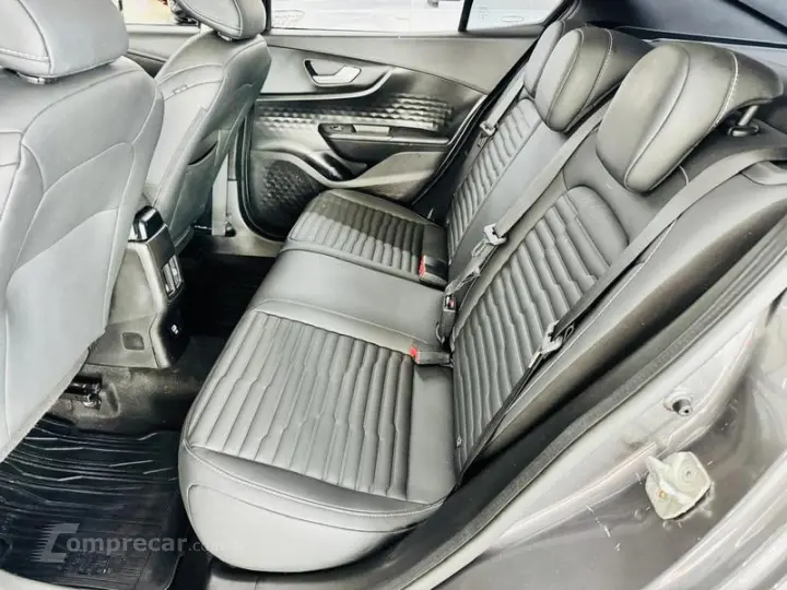 FASTBACK AUDACE TURBO 200 FLEX AT 4P