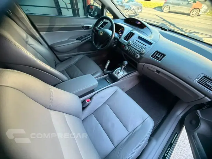Civic Sedan LXS 1.8/1.8 Flex 16V Aut. 4p
