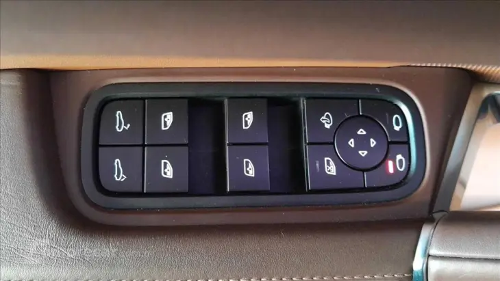 CAYENNE 4.0 V8 GASOLINA TURBO AWD TIPTRONIC S