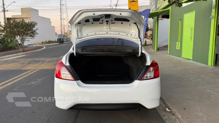 Versa Sedan 1.6 16V 4P FLEXSTART V-DRIVE SPECIAL EDITION XTR