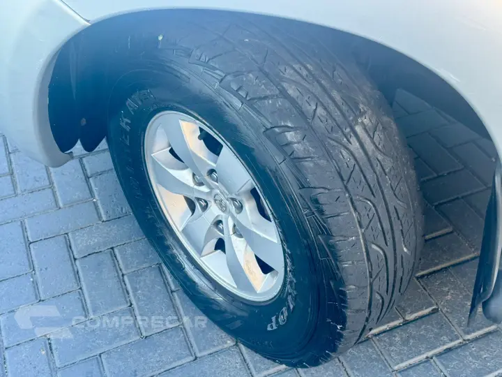 HILUX 2.7 SR 4X2 CD 16V