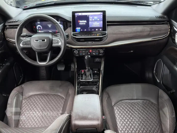 COMMANDER 1.3 T270 TURBO FLEX OVERLAND AT6
