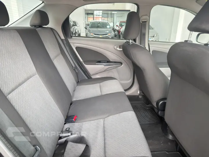 ETIOS 1.5 XLS Sedan 16V