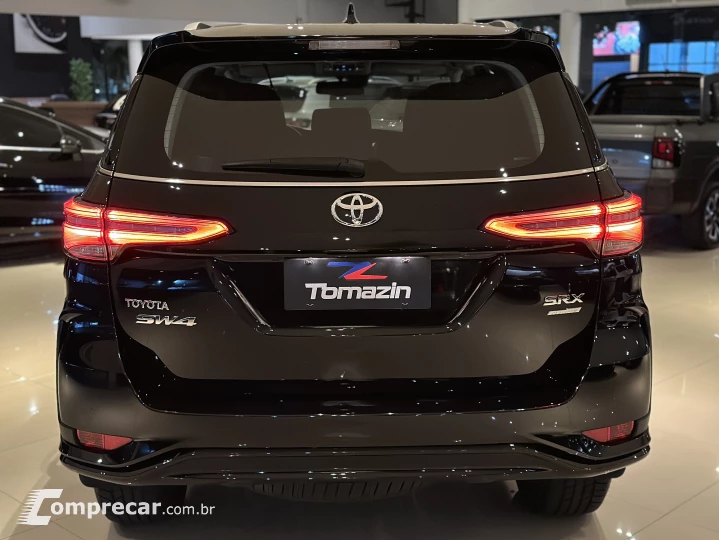 HILUX SW4 2.8 D-4d Turbo SRX Platinum 7L 4X4