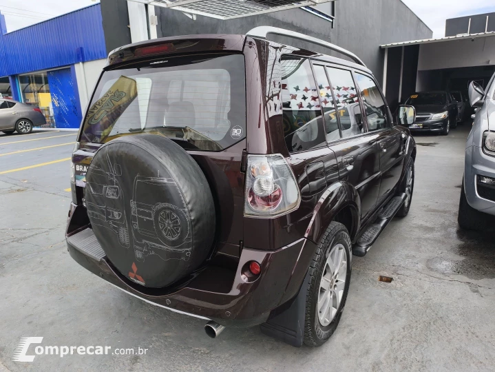 PAJERO TR4 2.0 4X4 16V 140CV FLEX 4P AUTOMÁTICO