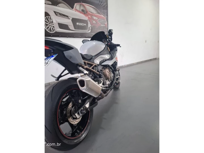 S 1000 RR