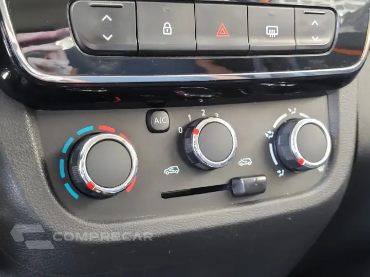 Kwid KWID OUTSIDER 1.0 Flex 12V 5p Mec.
