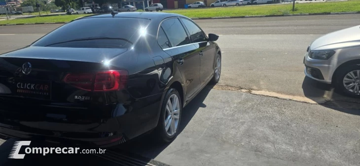 JETTA 2.0 TSI Highline 211cv