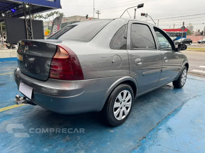 Corsa Sedan