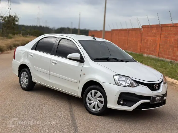 ETIOS 1.5 XS SEDAN 16V FLEX 4P AUTOMÁTICO
