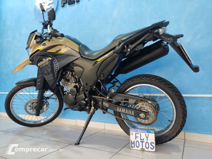 XTZ 250 Lander