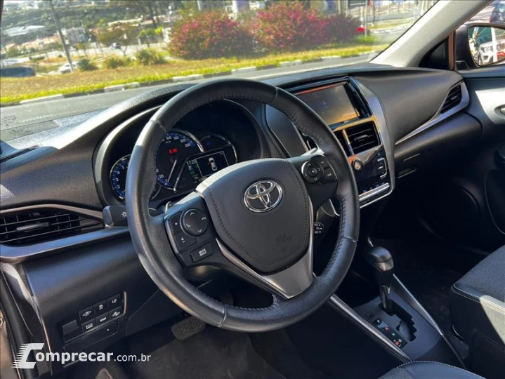 YARIS 1.5 16V Sedan XS