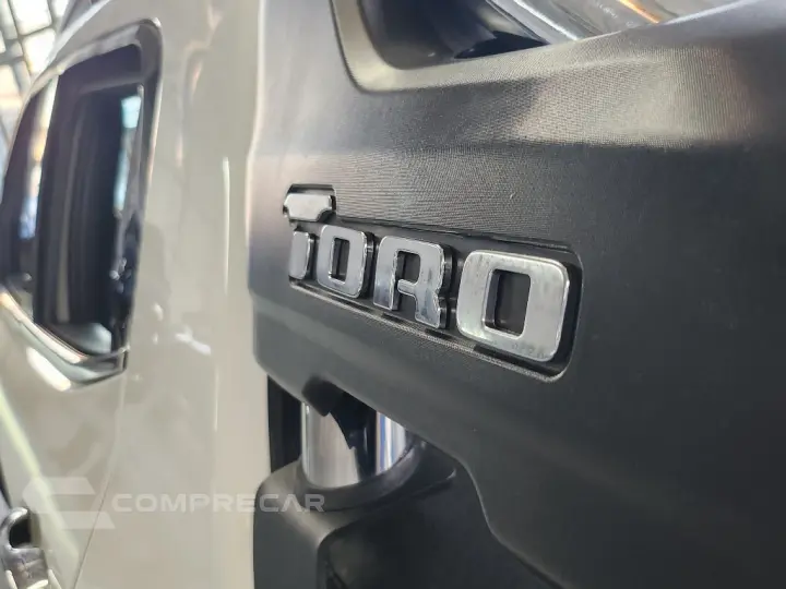 TORO 2.0 16V TURBO DIESEL RANCH 4WD AT9