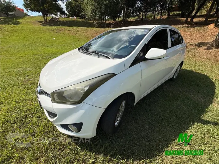 HB20S 1.6 COMFORT PLUS 16V FLEX 4P MANUAL
