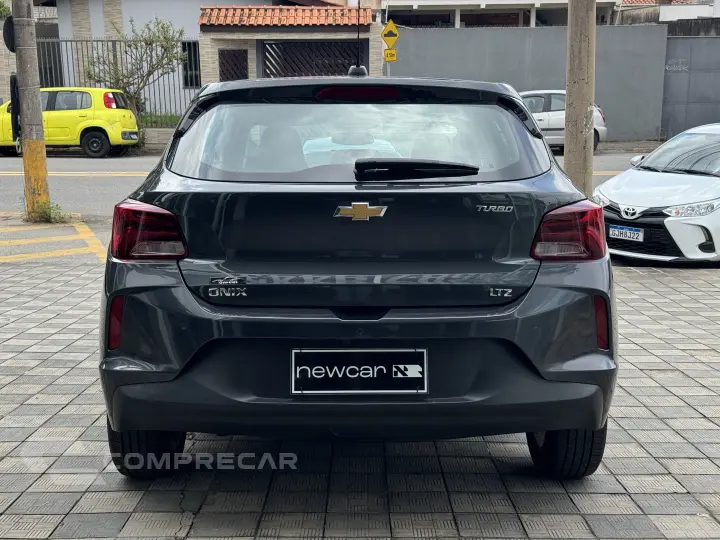 ONIX HATCH LTZ 1.0 12V TB Flex 5p Aut.