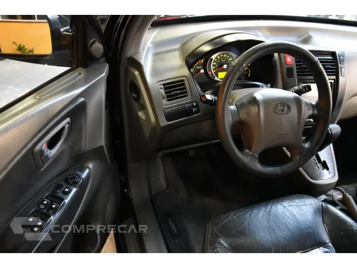 TUCSON 2.0 MPFI GLS 16V 143CV 2WD GASOLINA 4P AUTOMÁTICO