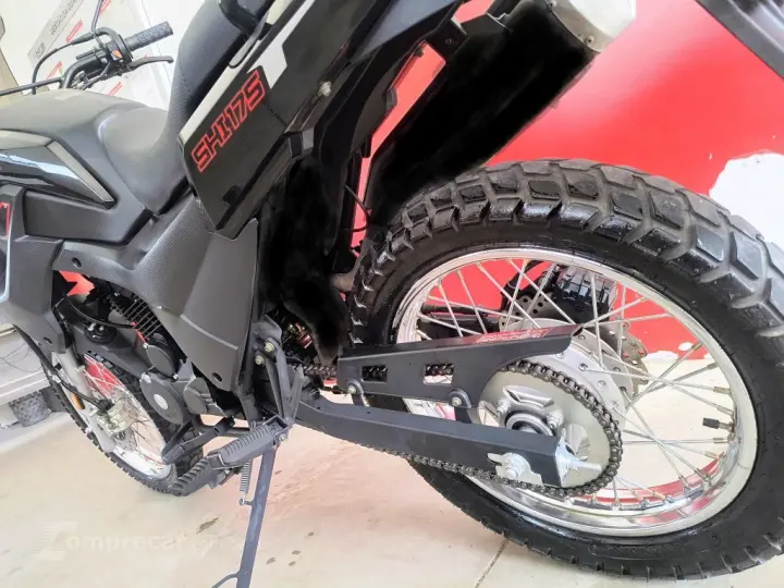 Shineray SHI 175 Carburada