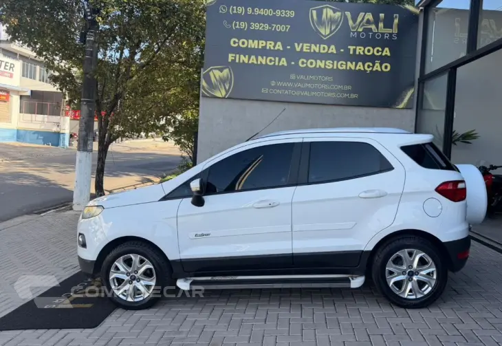 EcoSport TITANIUM 2.0 16V Flex 5p Aut.