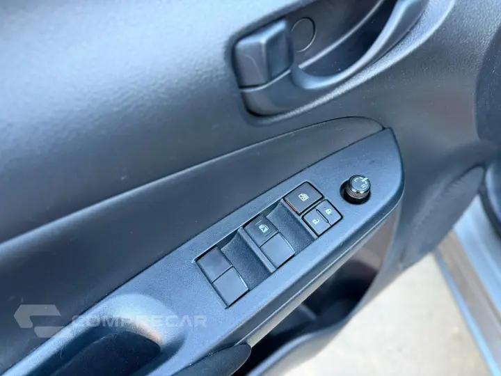 YARIS XL Live Sedan 1.5 Flex 16V 4p Aut.