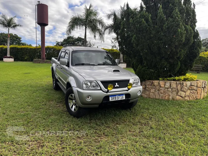 L200 2.5 Sport HPE 4X4 CD 8V Turbo Intercooler