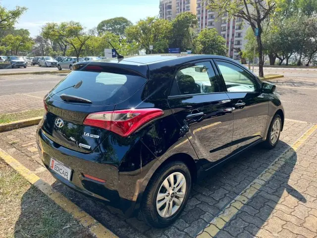 HB20 - 1.6 COMFORT PLUS 16V 4P AUTOMÁTICO