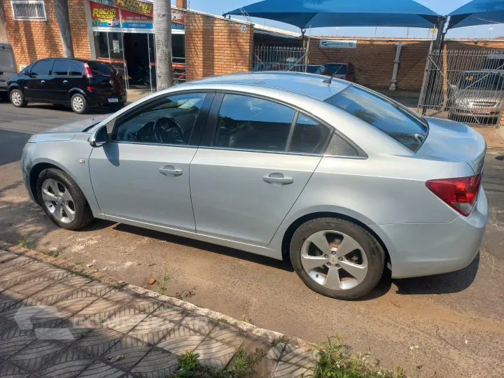 CRUZE 1.8 LT 16V