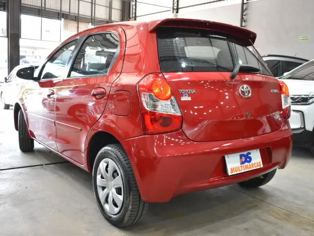 ETIOS HATCH - 1.5 XS 16V 4P MANUAL