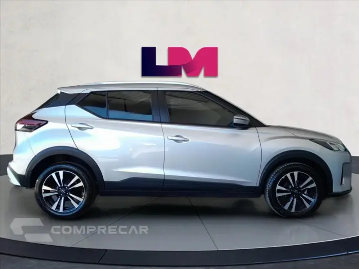 KICKS PLAY 1.6 16V FLEXSTART SENSE XTRONIC