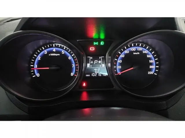 HB20S - 1.6 PREMIUM 16V 4P AUTOMÁTICO