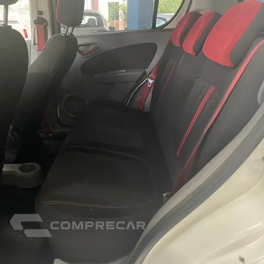 PALIO 1.6 MPI Sporting 16V