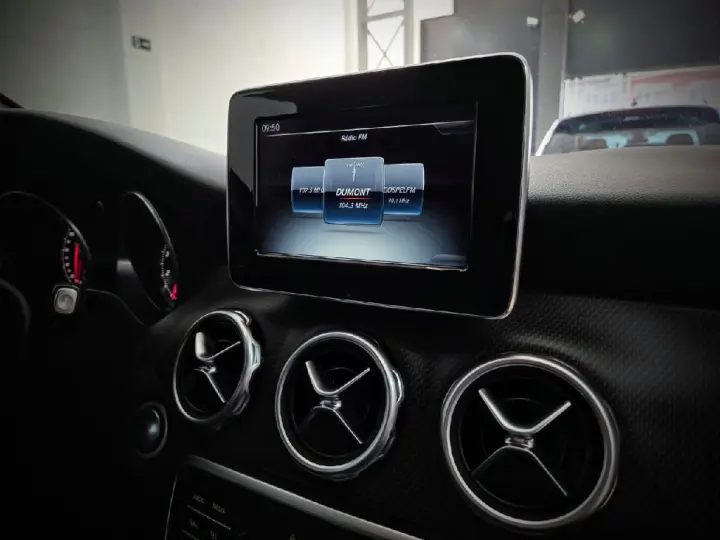 GLA 200 1.6 CGI STYLE 16V TURBO FLEX 4P AUTOMATICO