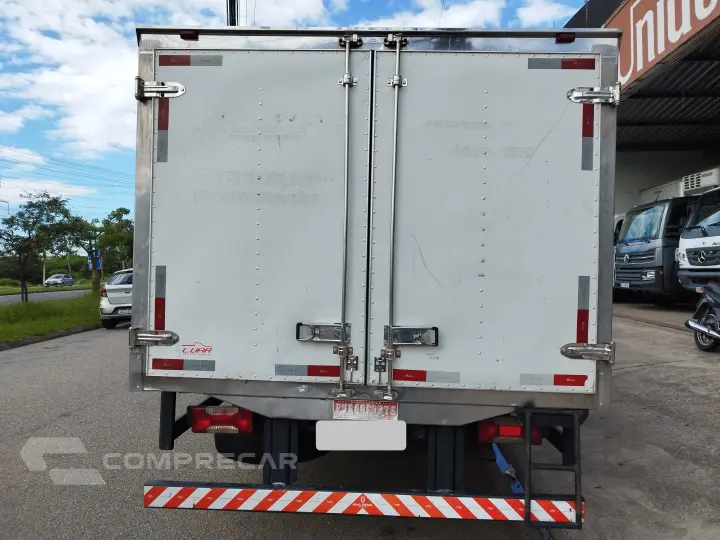 Daily 70c16 Massimo 7 Lugares + Baú