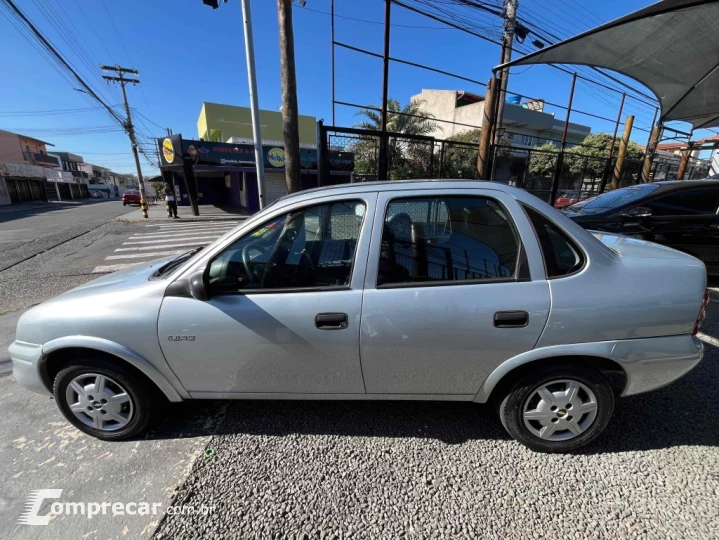 CLASSIC 1.0 MPFI LIFE 8V FLEX 4P MANUAL