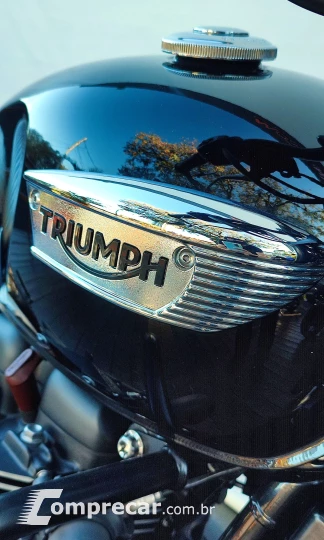 TRIUMPH BONNEVILLE T100 BLACK 900