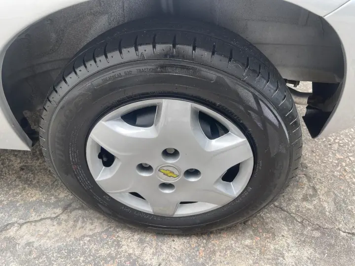 CELTA 1.0 MPFI LT 8V