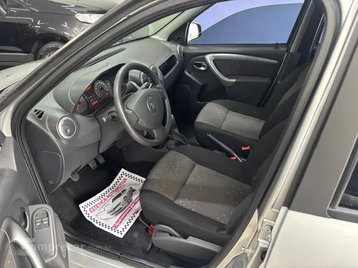 LOGAN Expression Hi-Flex 1.6 8V 4p