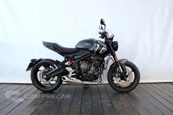 TRIUMPH TRIDENT 660