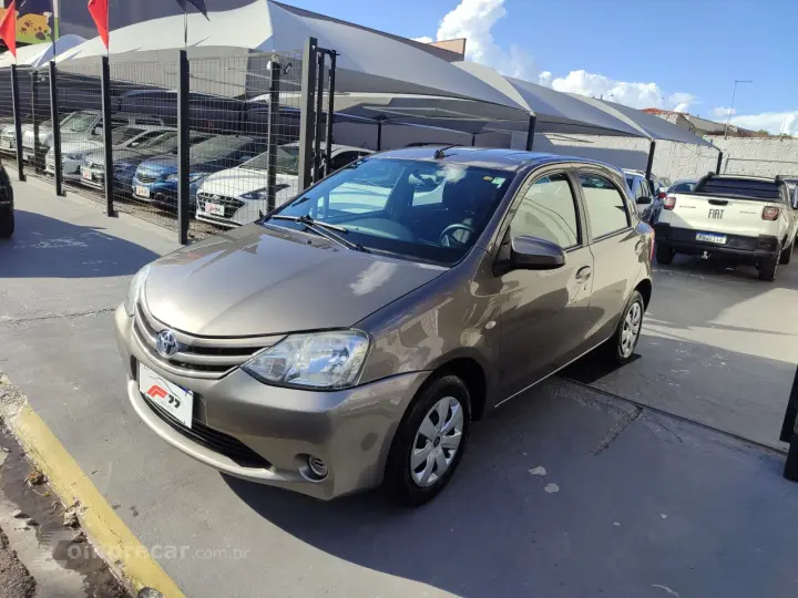 Etios Hatch 1.3 16V 4P FLEX