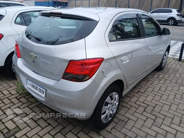 ONIX - 1.4 MPFI LT 8V 4P MANUAL