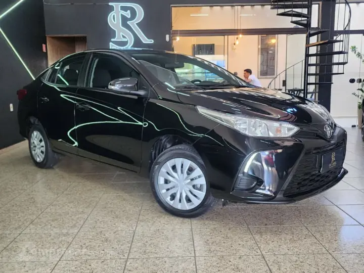 YARIS XL Sedan 1.5 Flex 16V 4p Aut.