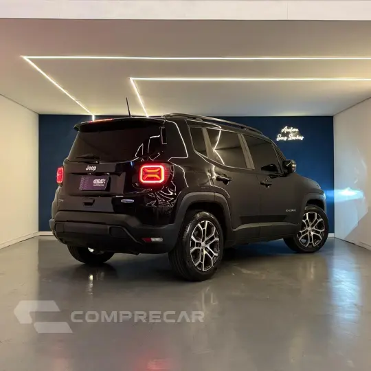 Renegade Long. T270 1.3 TB 4x2 Flex Aut.