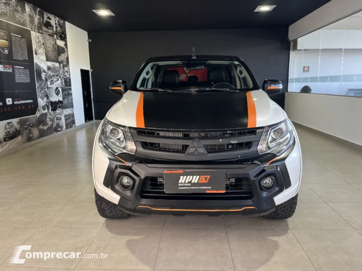 L200 TRITON 2.4 16V Turbo Sport Hpe-s CD 4X4