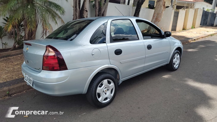 CORSA 1.4 MPFI Maxx Sedan 8V